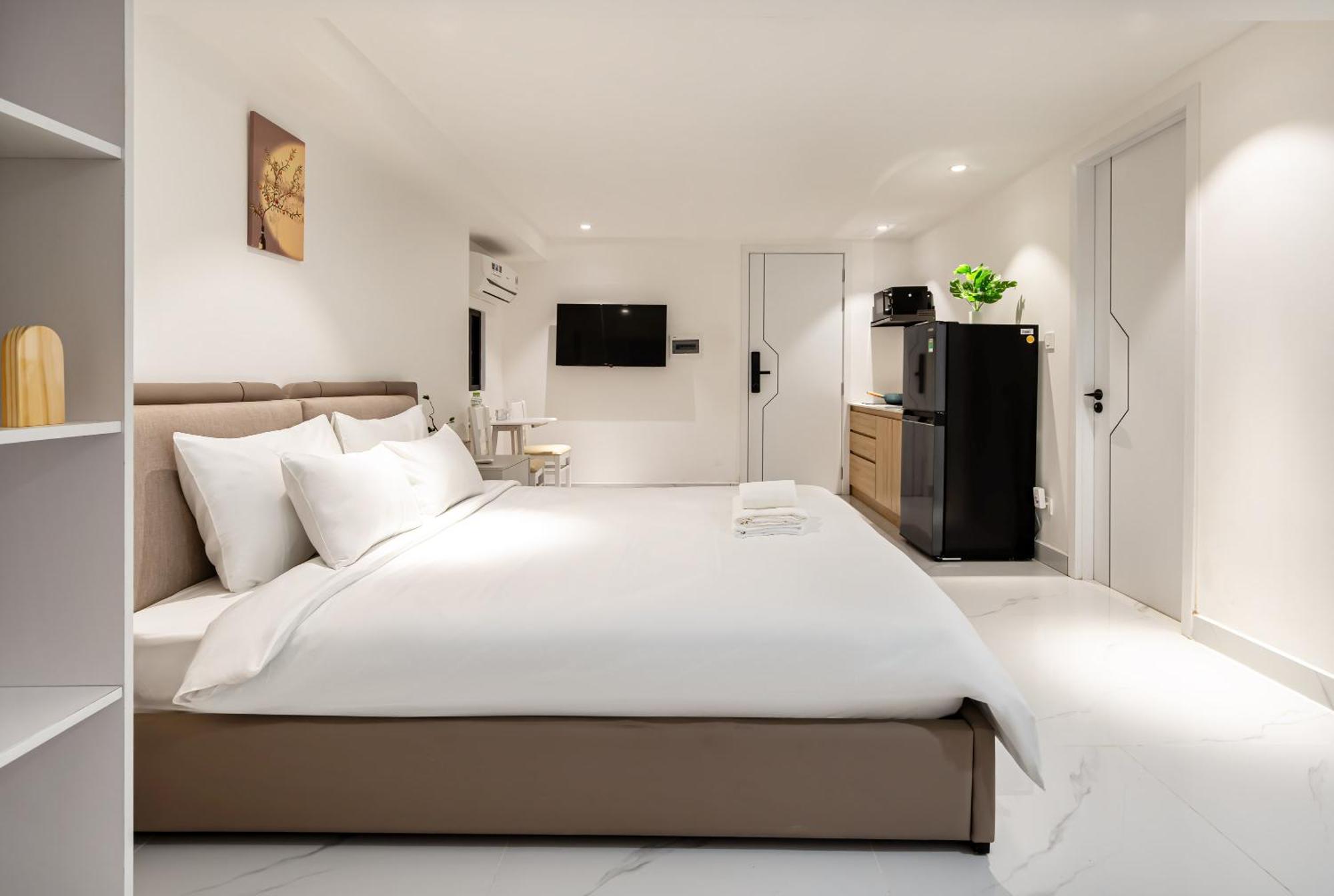 The Royal Sky - Phu My Hung 2*