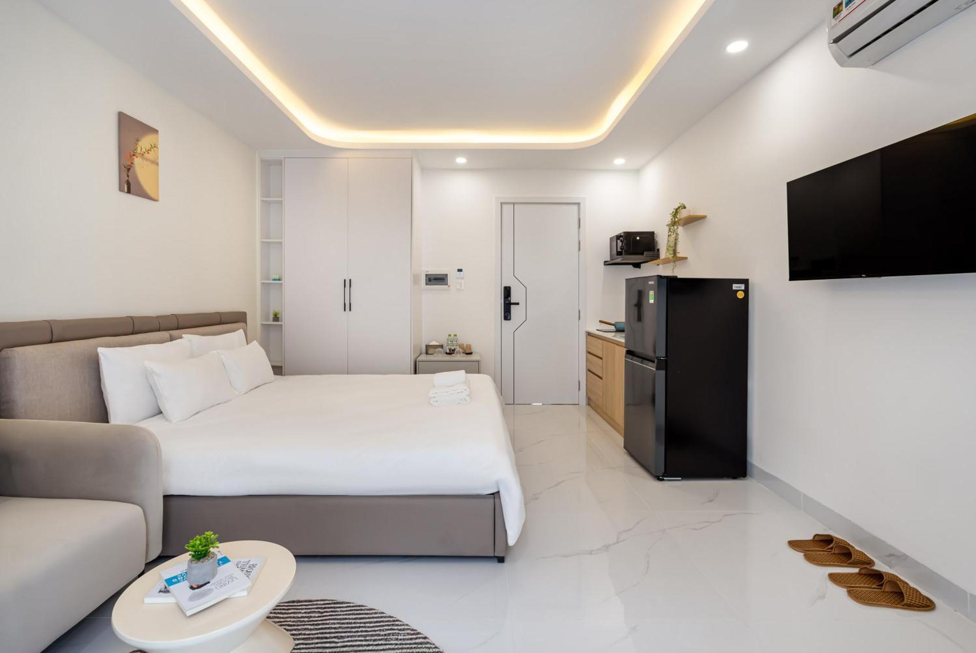 Hotel The Royal Sky - Phu My Hung 2*