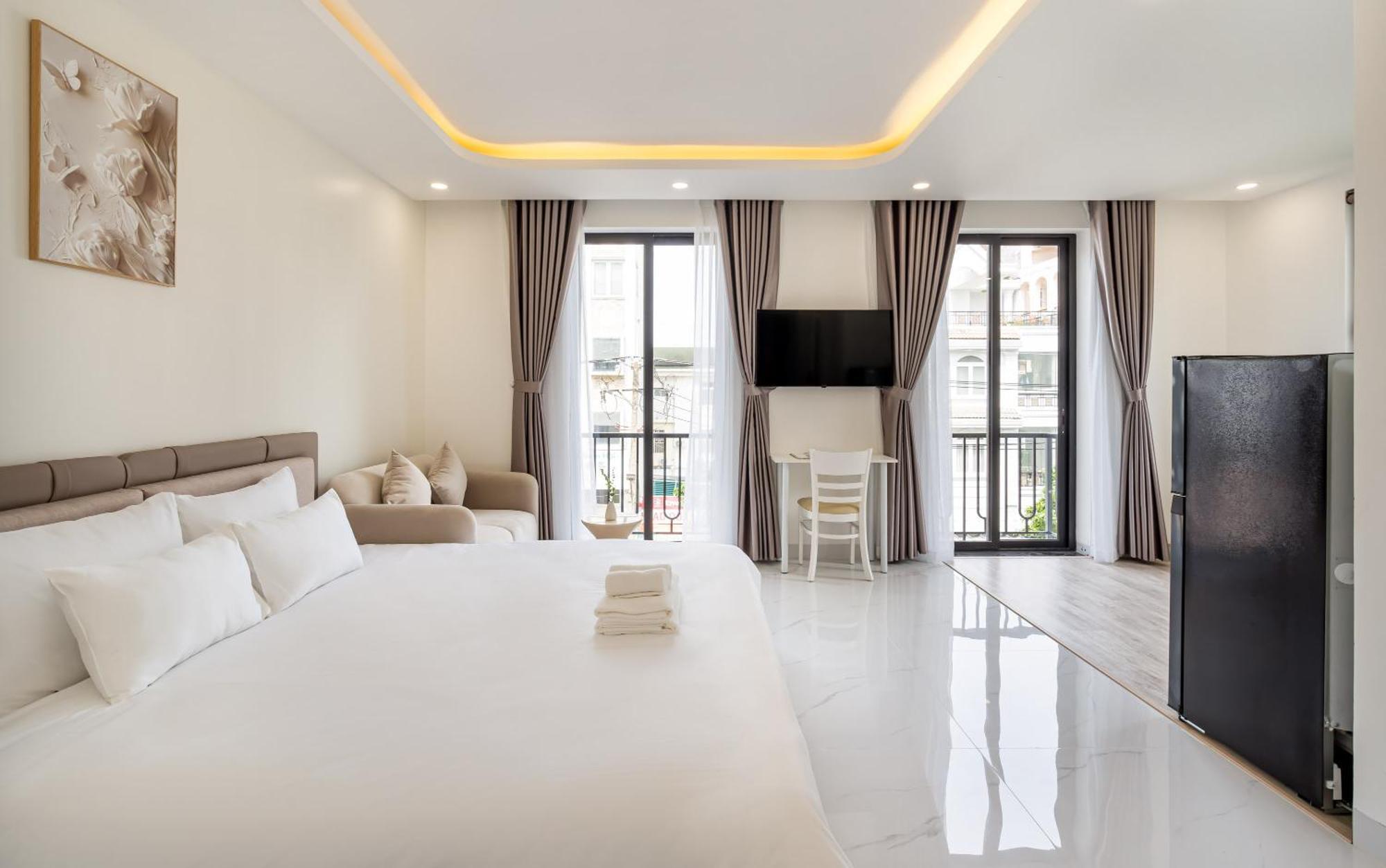The Royal Sky - Phu My Hung 2*