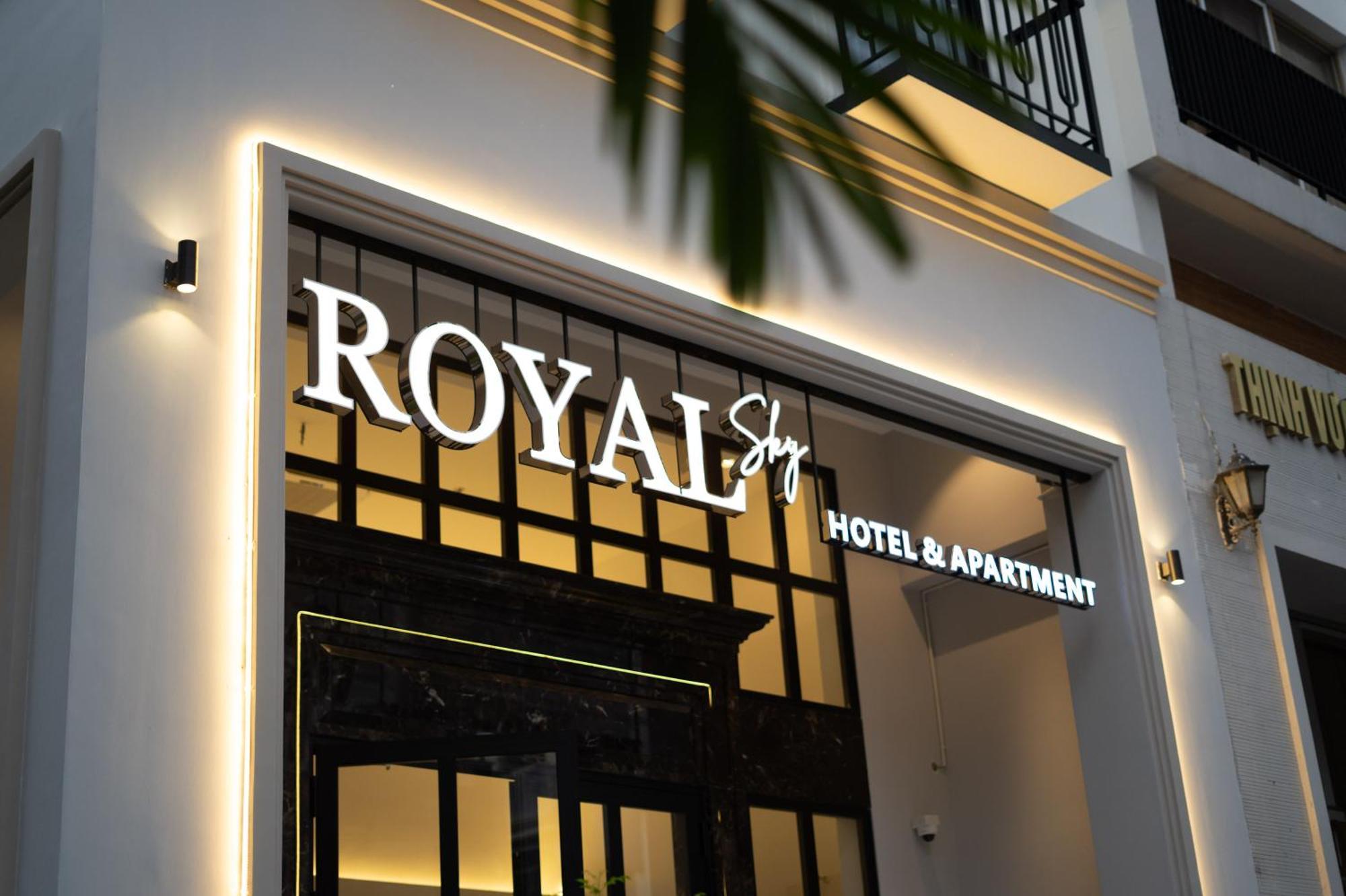 Hotel The Royal Sky - Phu My Hung Ho Chi Minh City